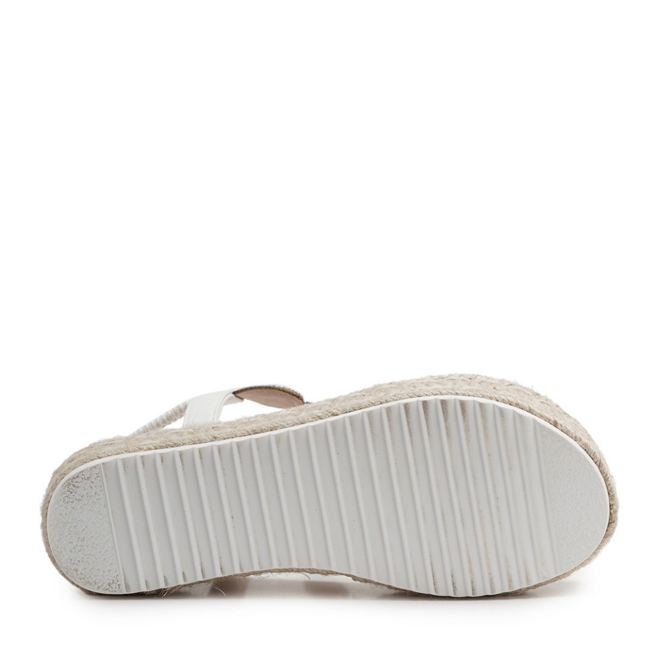 Zeytuk Beyaz Hakiki Deri Kadın Sandalet