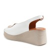 Zeytuk Beyaz Hakiki Deri Kadın Sandalet  