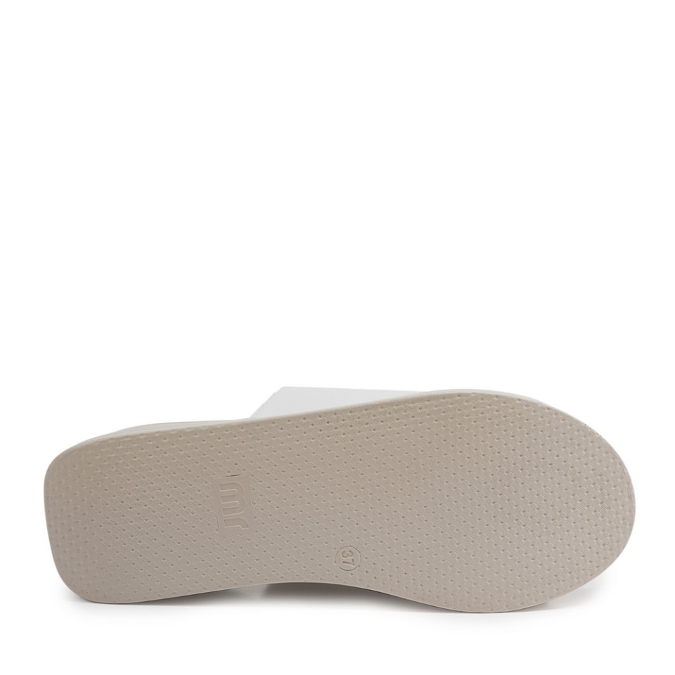 Zeytuk Beyaz Terlik Deri Kadın Terlik