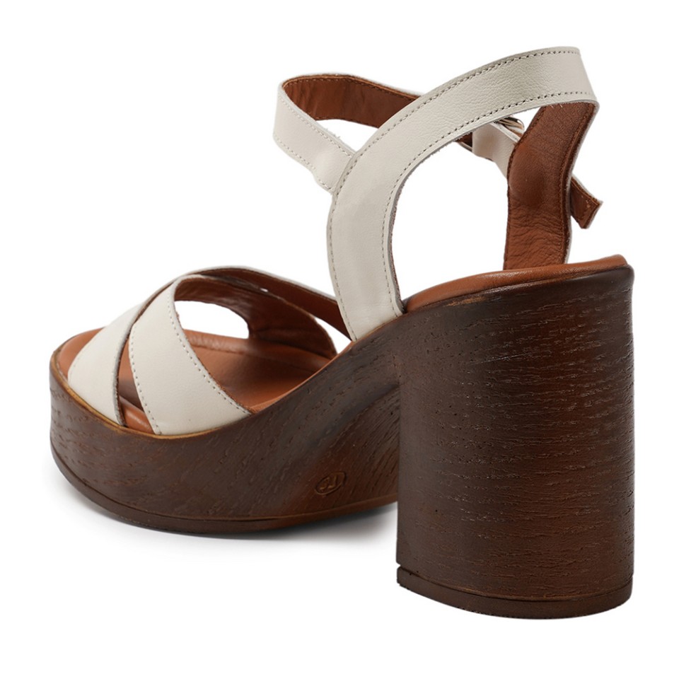 Zeytuk Krem Hakiki Deri Kadın Sandalet  