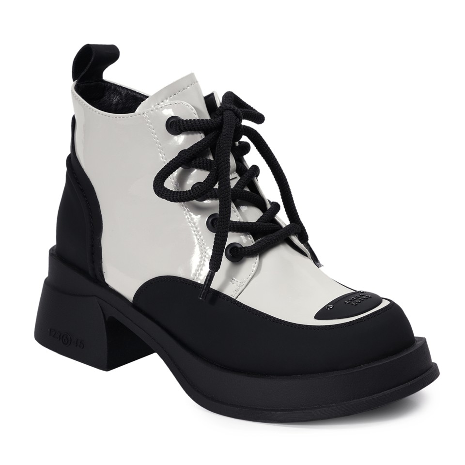 Zeytuk Siyah-Beyaz Casual Rugan Deri Kadın Bot