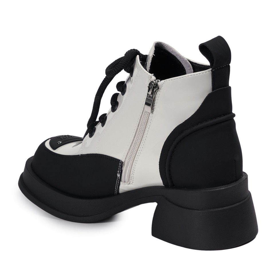 Zeytuk Siyah-Beyaz Casual Rugan Deri Kadın Bot