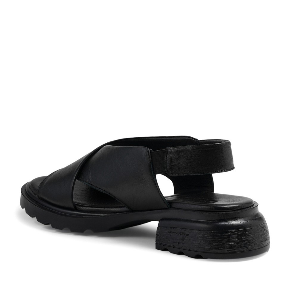 Zeytuk Siyah Hakiki Deri Kadın Sandalet