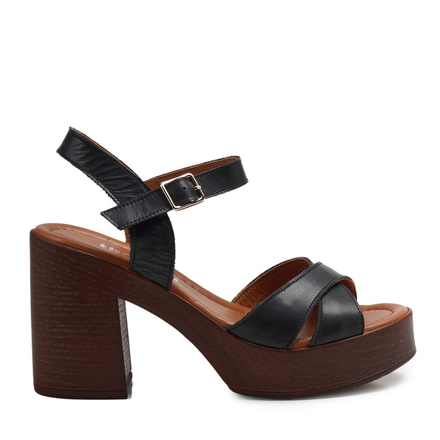 Zeytuk Siyah Hakiki Deri Kadın Sandalet  