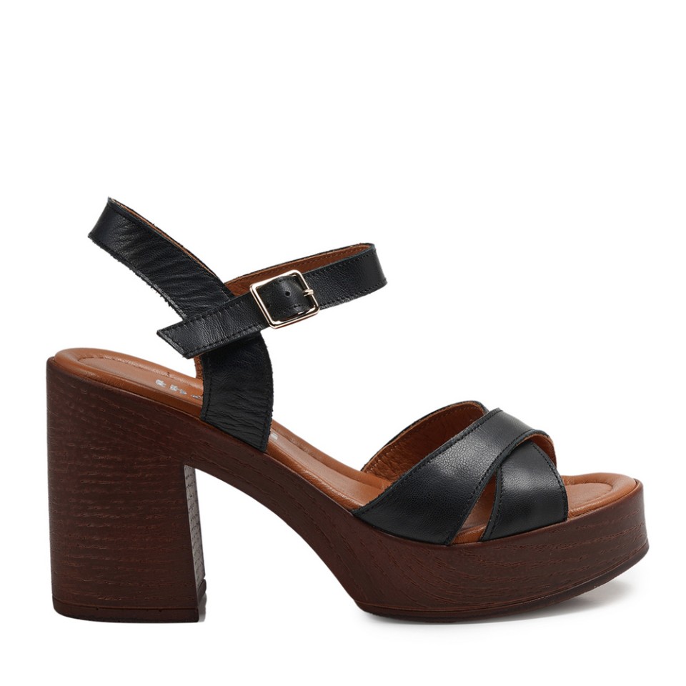 Zeytuk Siyah Hakiki Deri Kadın Sandalet