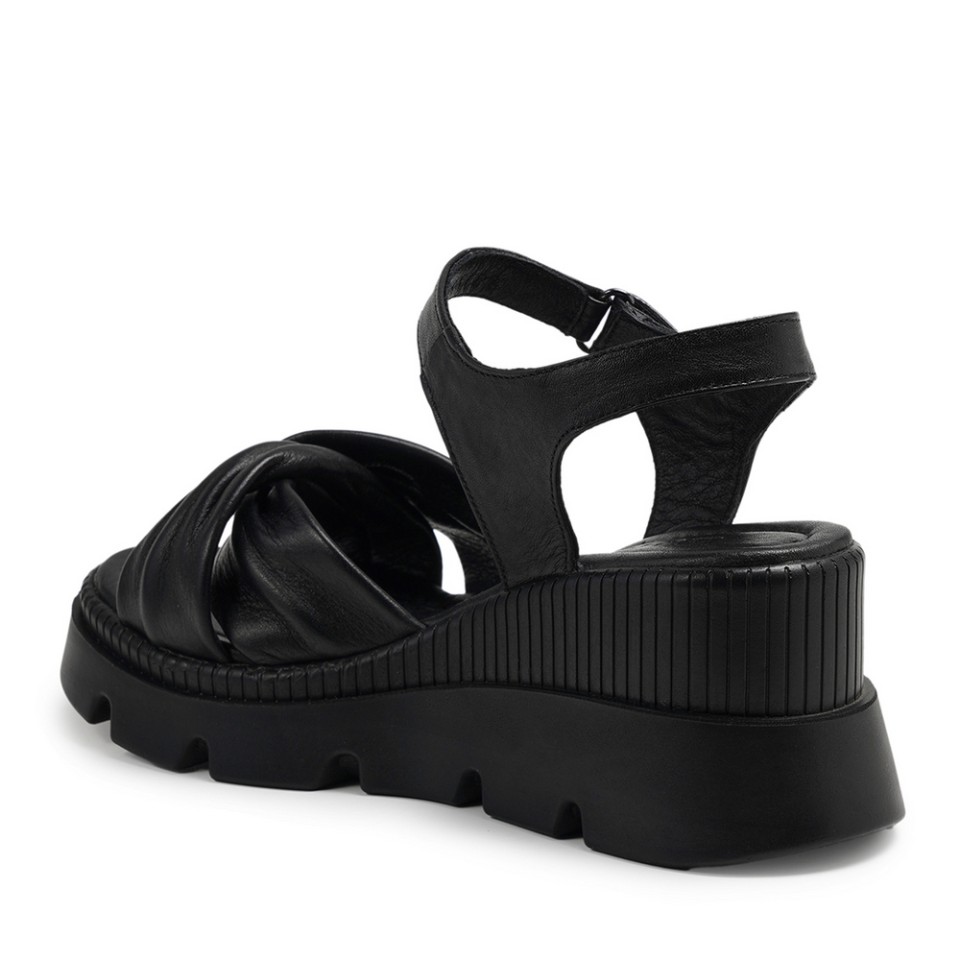 Zeytuk Siyah Hakiki Deri Kadın Sandalet  