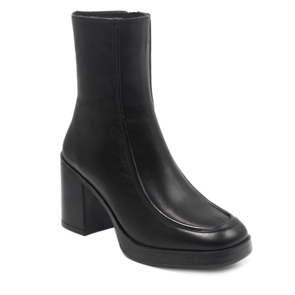 Zeytuk Siyah Klasik Deri Kadın Bot