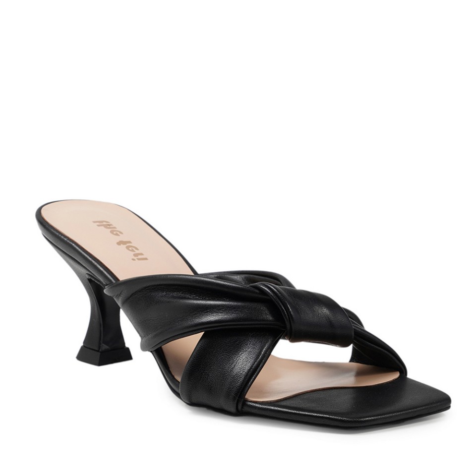 Zeytuk Siyah Klasik Deri Kadın Terlik 