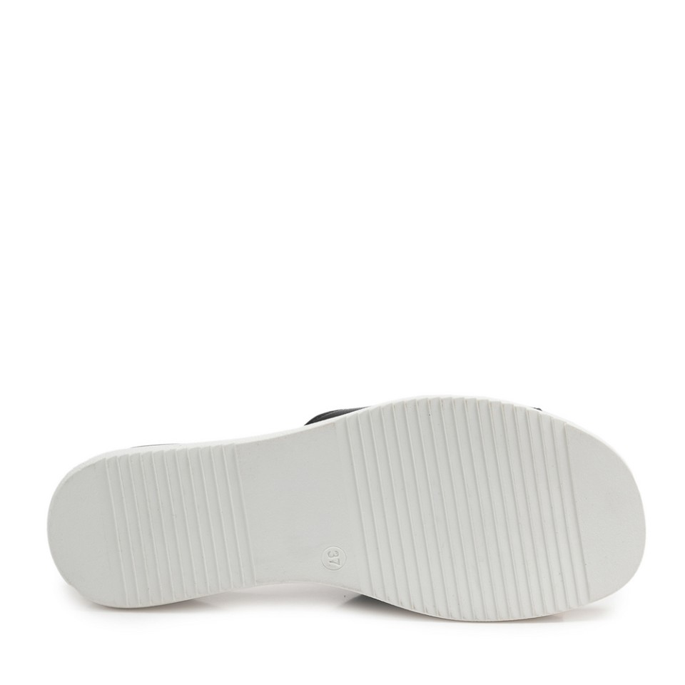 Zeytuk Siyah Terlik Deri Kadın Terlik 