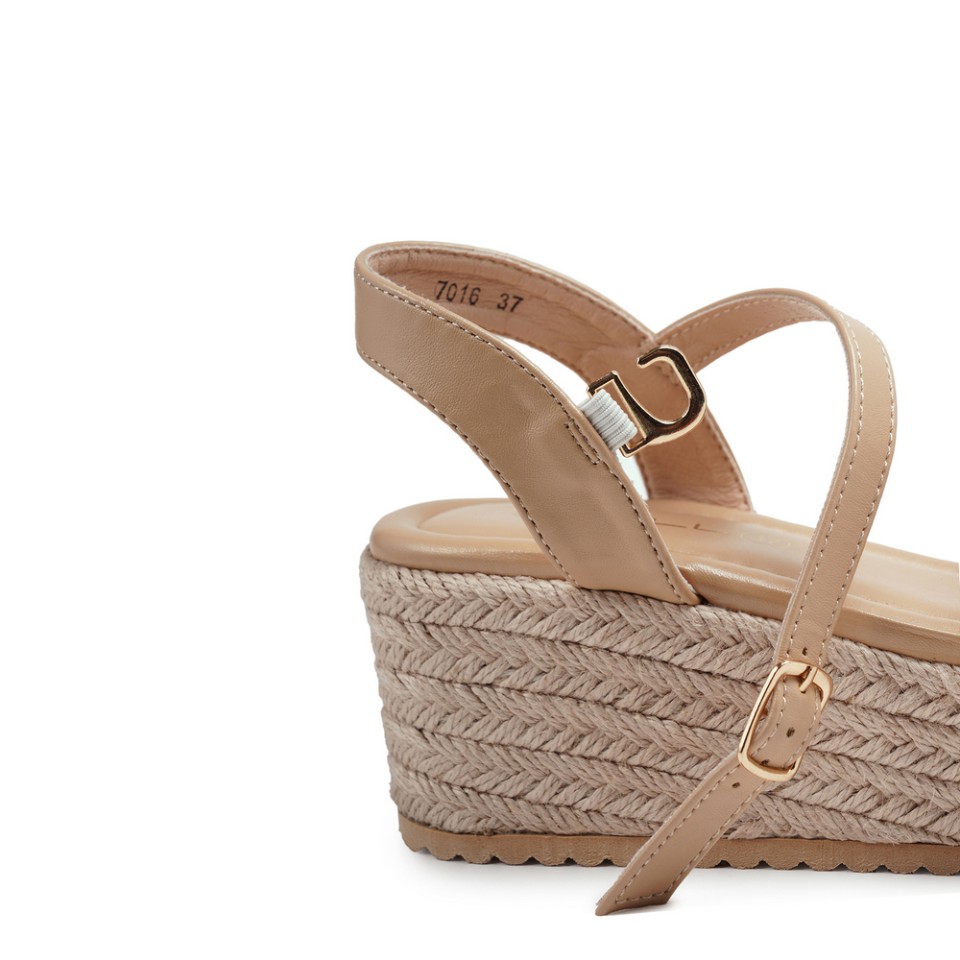 Zeytuk Taba Hakiki Deri Kadın Sandalet  